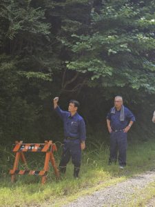 山を守る富士市森林財産委員会管内視察。