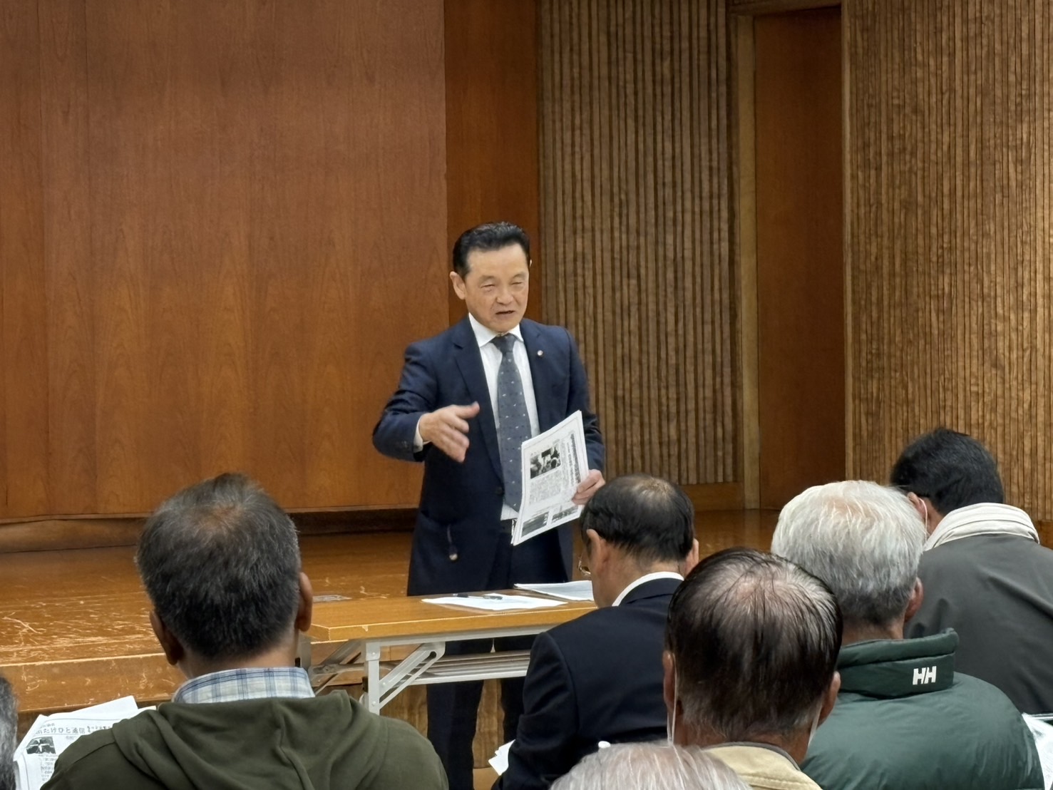 2つの議会報告会終了。