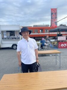 猛暑の中、赤ちょうちん、横浜、企業説明会